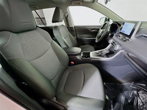 Certified 2025 Toyota RAV4 XLE image 25