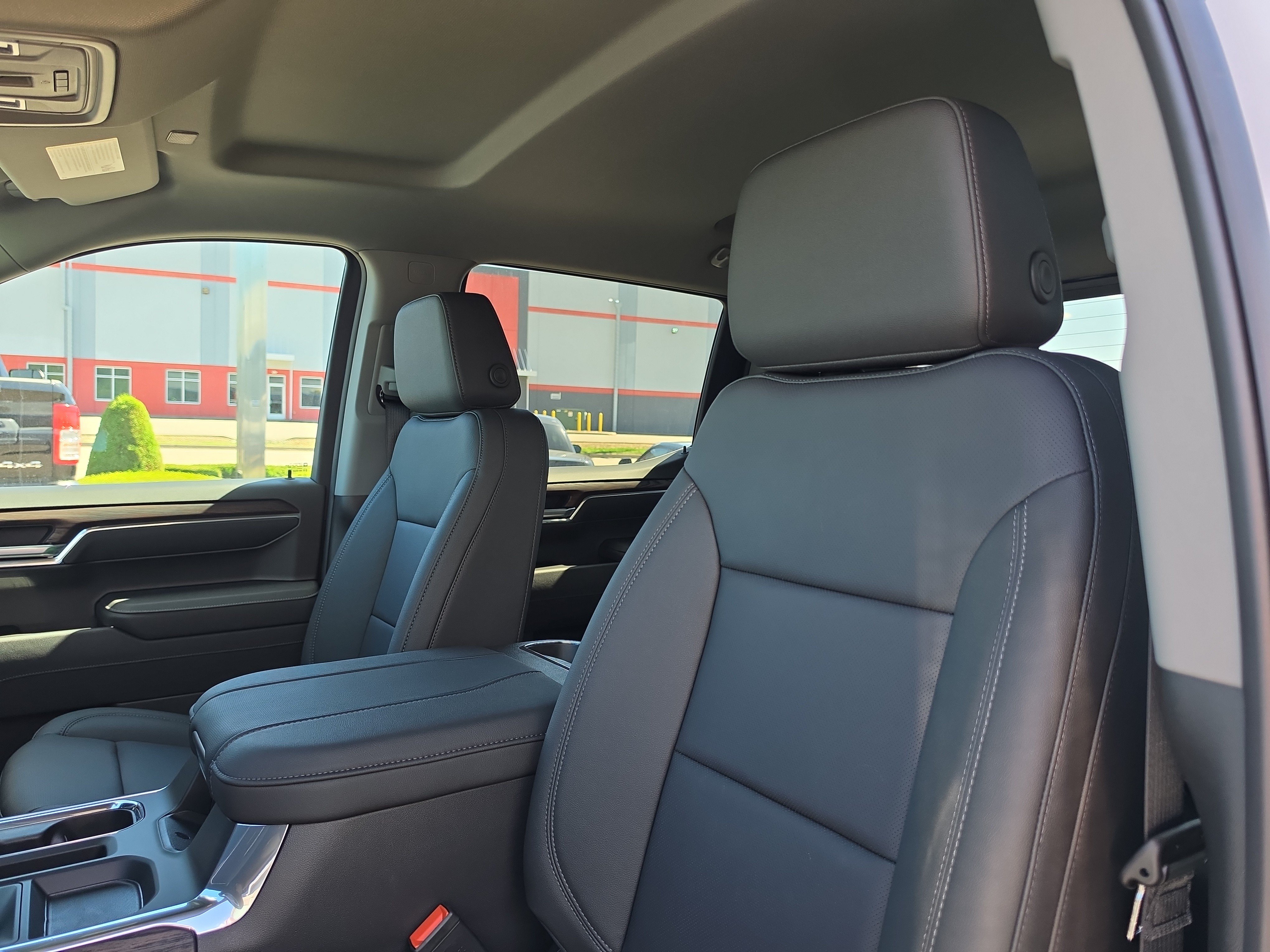 New 2026 GMC Sierra 1500 SLT w/ SLT Convenience Package AWD/4WD image 13