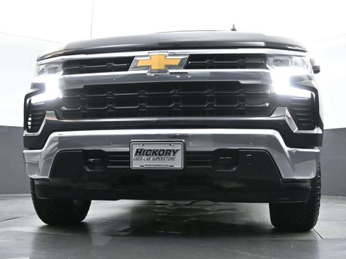 Used 2023 Chevrolet Silverado 1500 LT w/ Z71 Off-Road Package image 42