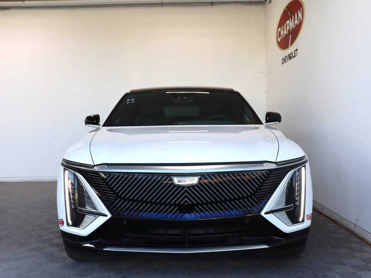 Certified 2024 Cadillac Lyriq Tech RWD image 2