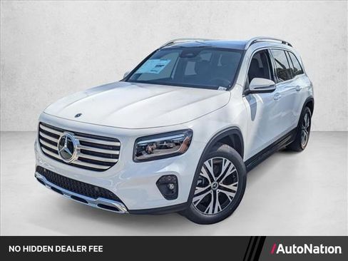 Used 2026 Mercedes-Benz GLB 250 image 1