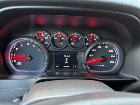 Used 2019 Chevrolet Silverado 1500 Custom w/ Custom Value Package RWD image 8