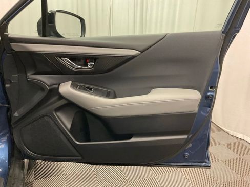 Used 2022 Subaru Outback Premium image 30
