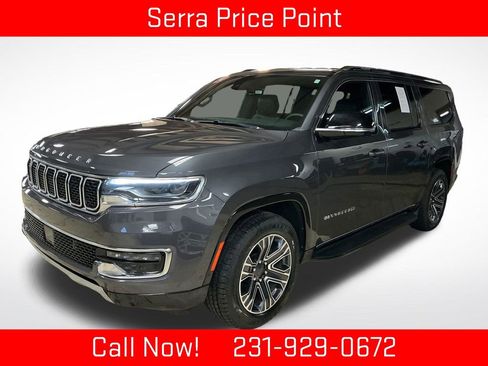 Used 2024 Jeep Wagoneer L Series II w/ Flexible Seating Group image 1