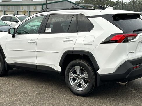 New 2025 Toyota RAV4 LE image 6