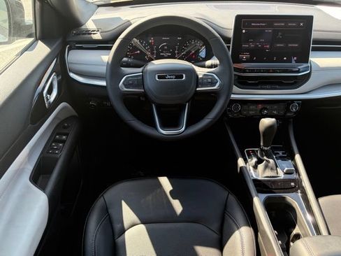 New 2026 Jeep Compass Limited AWD/4WD image 34