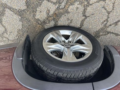 Certified 2016 Toyota Highlander Limited image 14