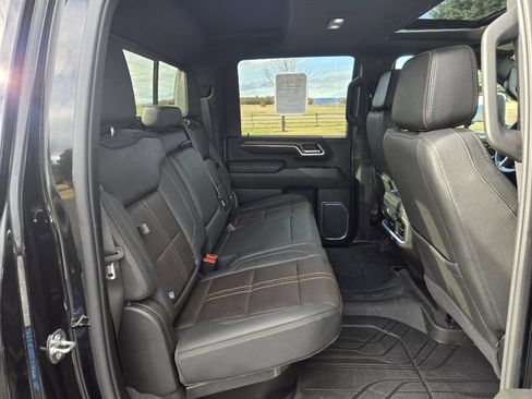 Used 2024 Chevrolet Silverado 3500 High Country w/ High Country Premium Package image 30