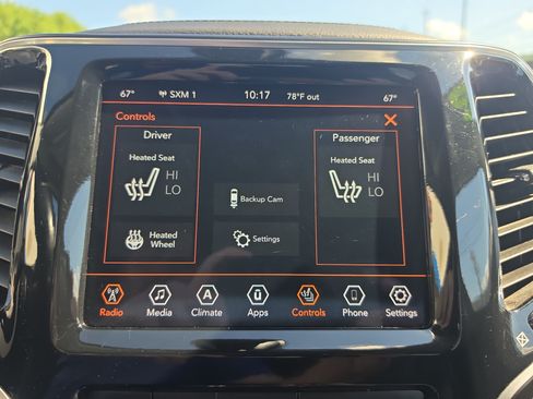 Used 2020 Jeep Cherokee Limited AWD/4WD image 31