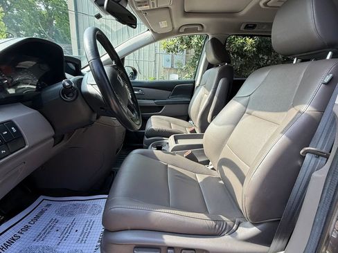 Used 2014 Honda Odyssey Touring image 18