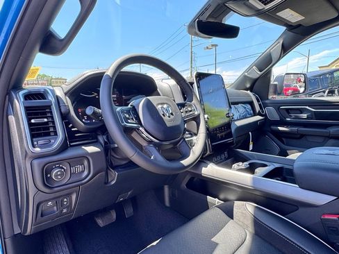 New 2026 RAM 1500 Laramie AWD/4WD image 13