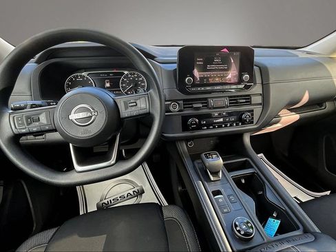 Certified 2024 Nissan Pathfinder S AWD/4WD image 7