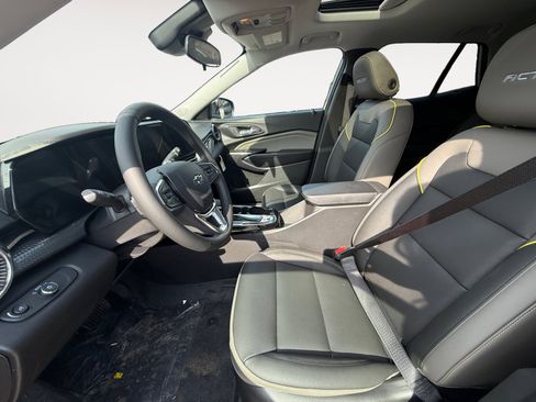 New 2026 Chevrolet Trax ACTIV w/ Sunroof Package image 8