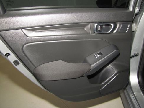 Certified 2025 Honda Civic Sport image 13