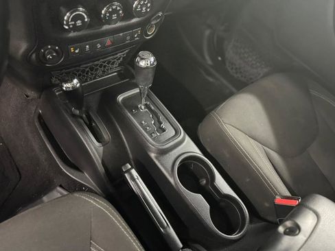 Used 2015 Jeep Wrangler Unlimited Sahara w/ Dual Top Group image 22