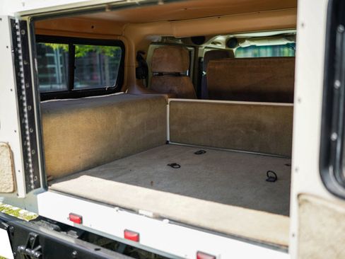 Used 1995 HUMMER H1 4-Door Wagon image 69