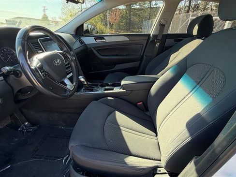 Used 2018 Hyundai Sonata SEL FWD image 11