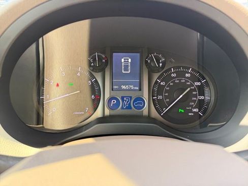 Used 2017 Lexus GX 460 Premium AWD/4WD image 14