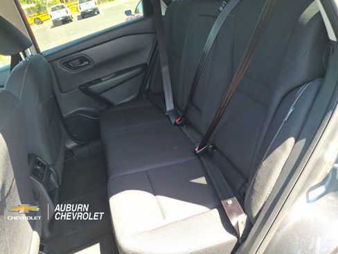 Used 2024 Nissan Rogue S AWD/4WD image 20