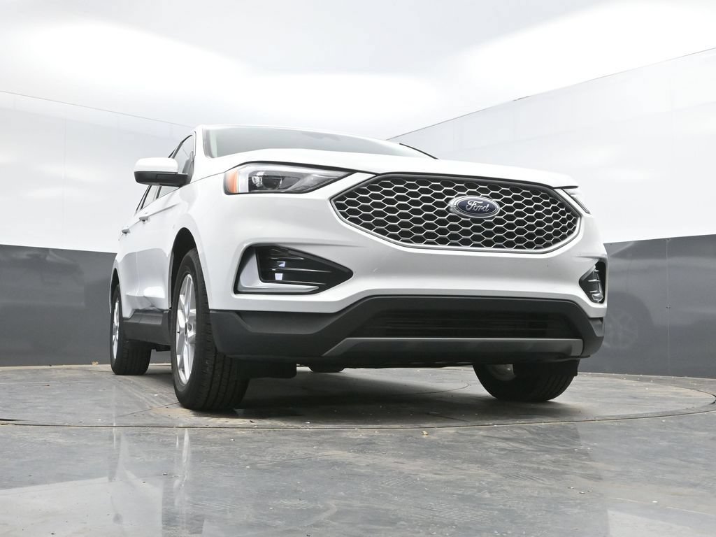Used 2024 Ford Edge SEL AWD/4WD image 34