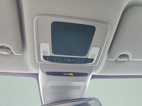 New 2026 Honda HR-V LX image 15