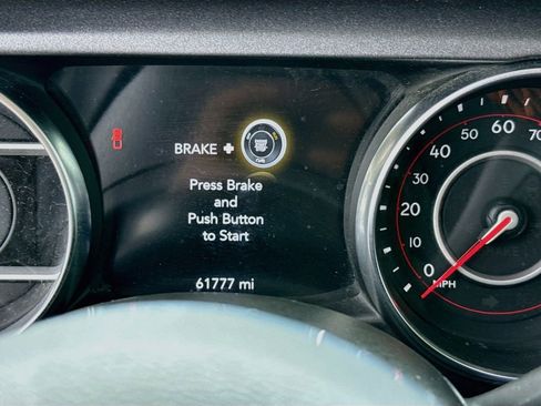 Used 2021 Jeep Gladiator Mojave AWD/4WD image 12