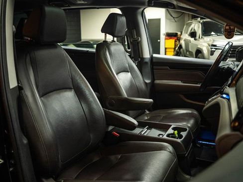 Used 2019 Honda Odyssey Elite image 15