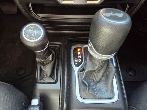 Certified 2023 Jeep Wrangler Unlimited Sport AWD/4WD image 25