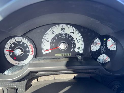 Used 2014 Toyota FJ Cruiser 4WD w/ Upgrade Package image 16