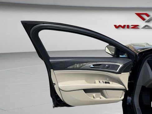 Used 2017 Lincoln MKZ Reserve w/ Climate Package AWD/4WD image 9