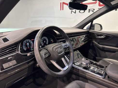 Used 2025 Audi Q7 2.0T Premium w/ Convenience Package AWD/4WD image 11