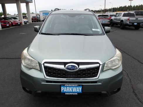 Used 2016 Subaru Forester 2.5i Touring w/ Eyesight & Navigation System AWD/4WD image 8