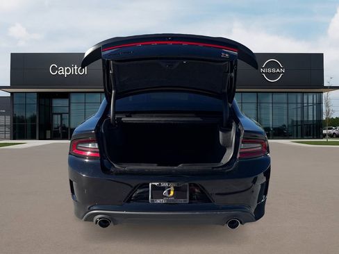 Used 2022 Dodge Charger Scat Pack image 9