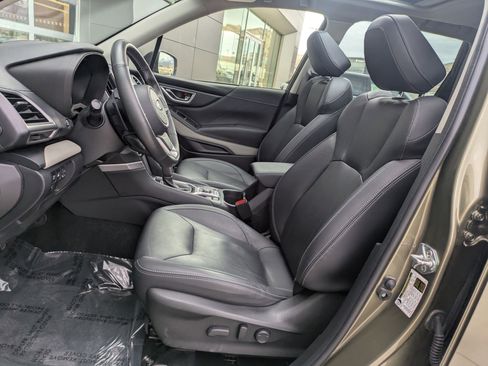 Used 2022 Subaru Forester Limited w/ Popular Package #2 image 24