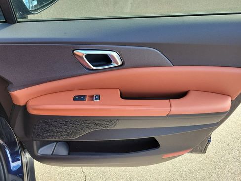 New 2026 Kia Carnival EX image 10