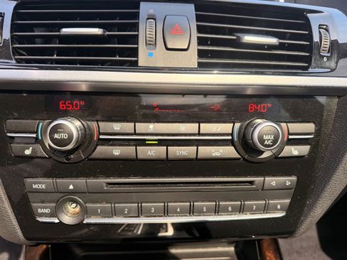 Used 2017 BMW X3 xDrive28i w/ Premium Package image 21