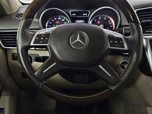 Used 2013 Mercedes-Benz ML 350 2WD image 18