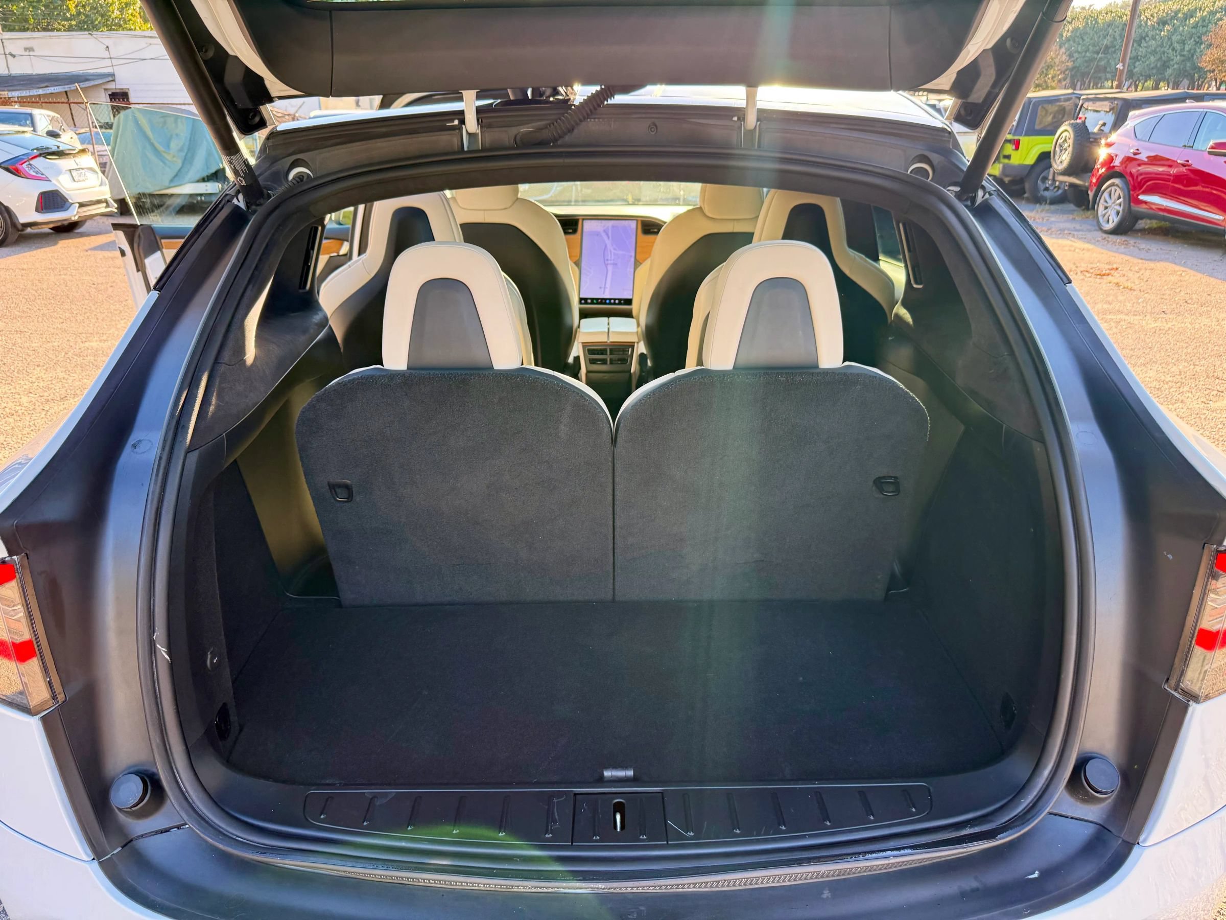 Used 2020 Tesla Model X AWD/4WD image 12