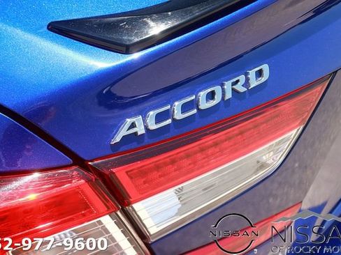 Used 2022 Honda Accord Sport image 8