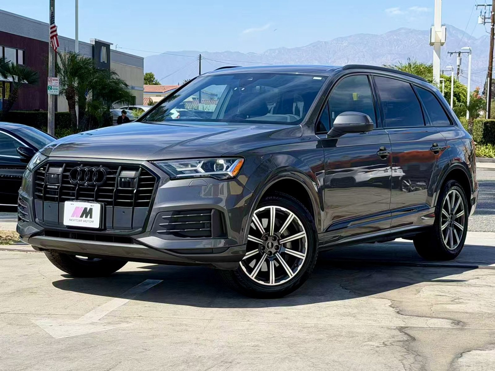 Used 2023 Audi Q7 2.0T Premium Plus w/ Premium Plus Package AWD/4WD image 2