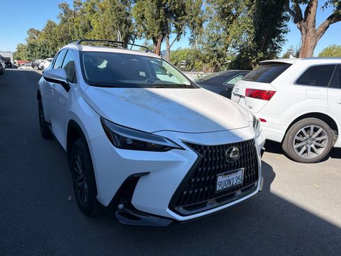 Used 2025 Lexus NX 350 AWD w/ Accessory Package (2T) image 2