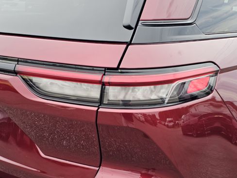 New 2025 Jeep Grand Cherokee Altitude image 8