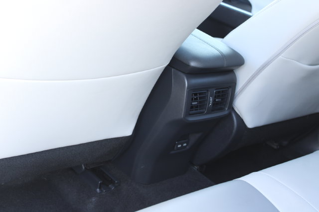 Used 2023 Toyota RAV4 XLE Premium FWD image 32