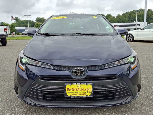 Used 2024 Toyota Corolla LE image 2