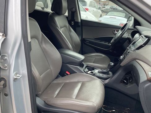 Used 2017 Hyundai Santa Fe SE w/ SE Ultimate Tech Package 03 image 6