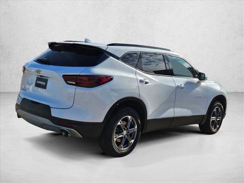 Used 2023 Chevrolet Blazer LT image 5