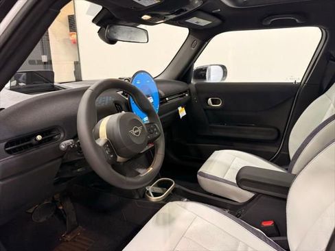 New 2026 MINI Cooper 4-Door Hardtop image 11