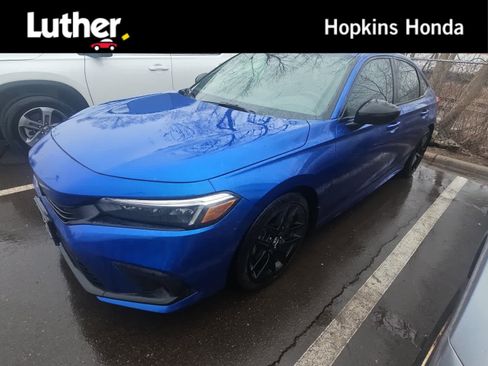 Used 2023 Honda Civic Sport image 1