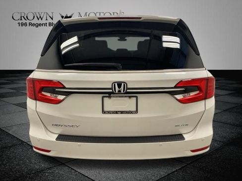 Certified 2023 Honda Odyssey Elite image 3