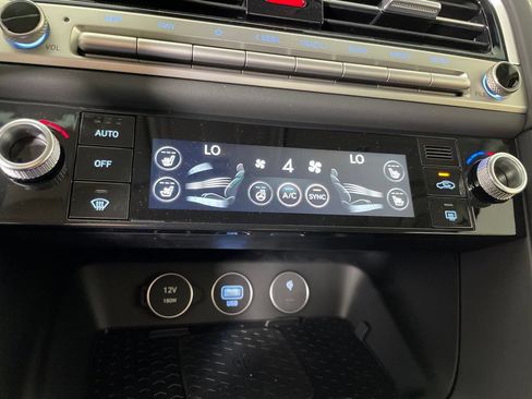 New 2026 Genesis G70 2.5T Prestige AWD/4WD image 10